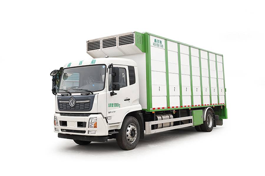 Livestock & poultry transport vehicle
