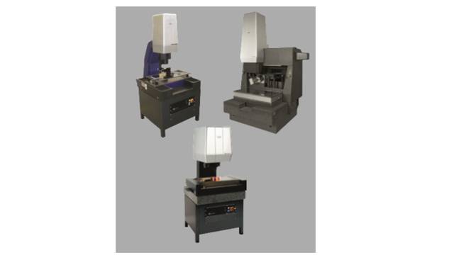 Measuring machine with horizontal tool clamping system