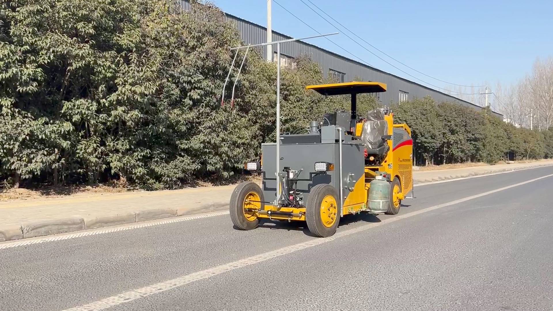Driving-type Thermoplastic   Road  Marking  Machine