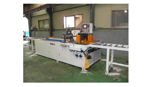 Non-metal profile cutting machine