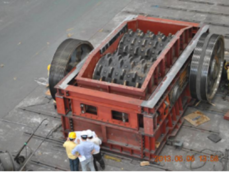 Toothed Roll Crusher