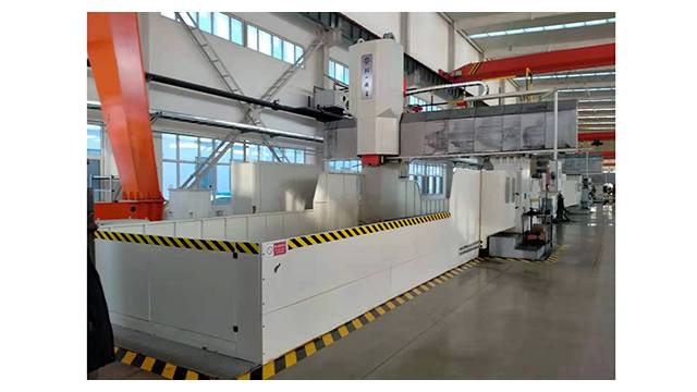 CNC PORTAL MILLING AND BORING MACHINE