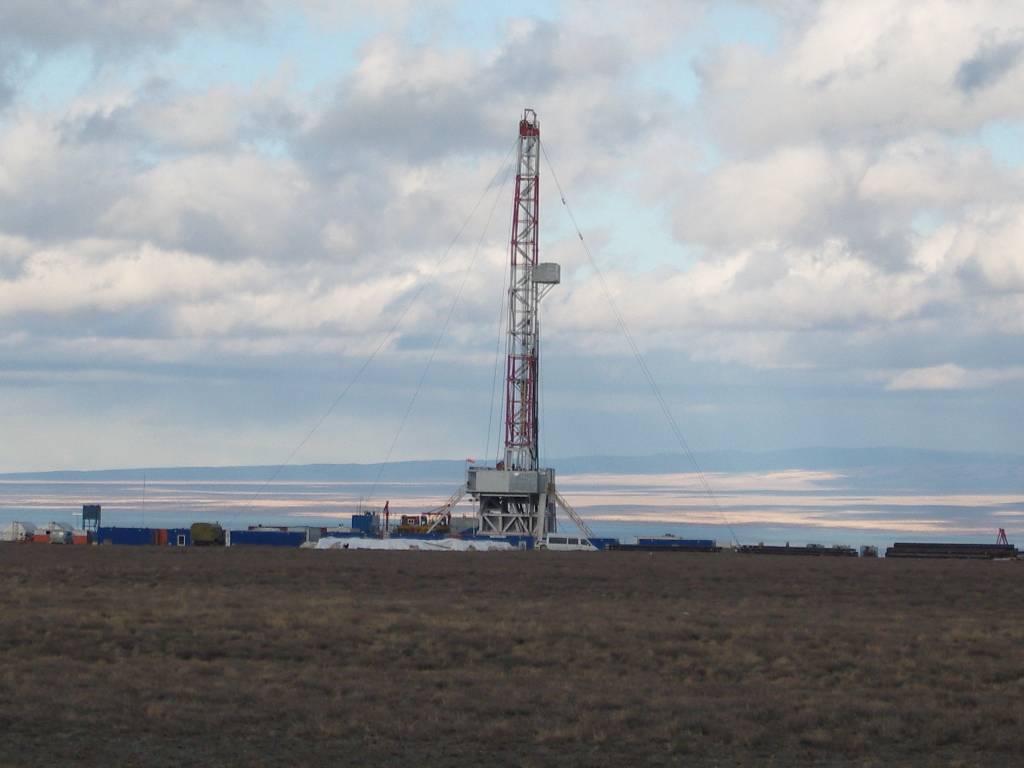  Mechanical composite drilling rig