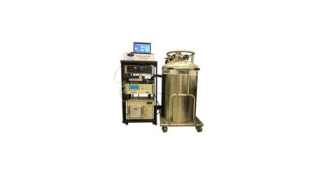 Low temperature broadband dielectric measurement system