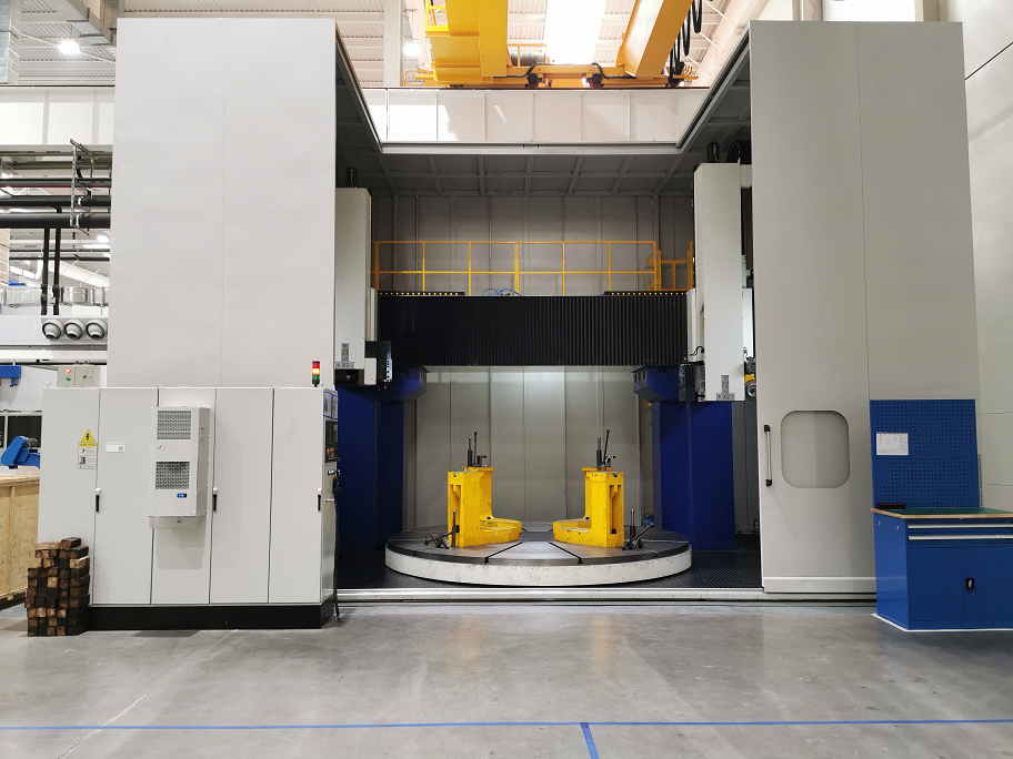 CNC gear composite chamfering machine