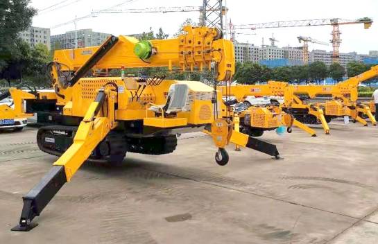 Telescopic boom small crane