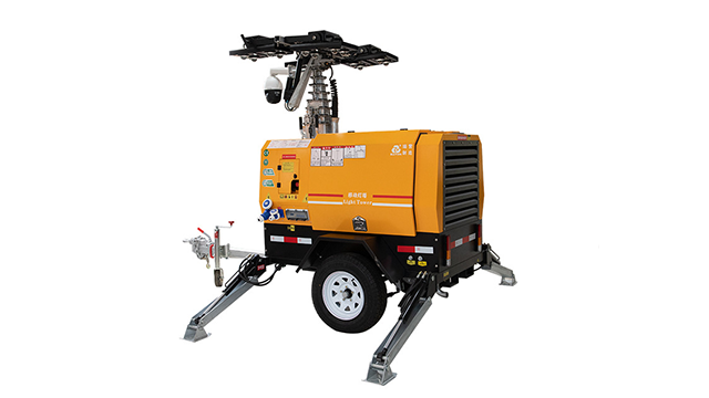 Hydraulic mobile lighting tower