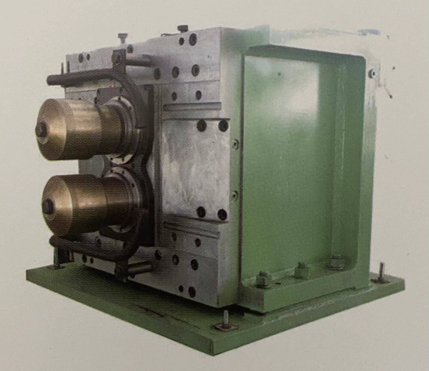Horizontal transmission box