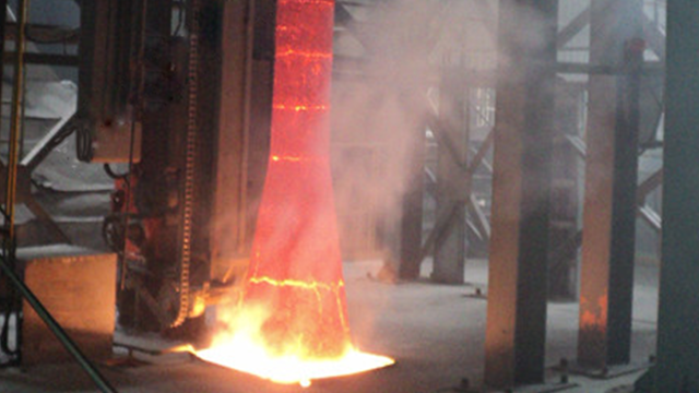 Desulfurization of hot metal by injection method