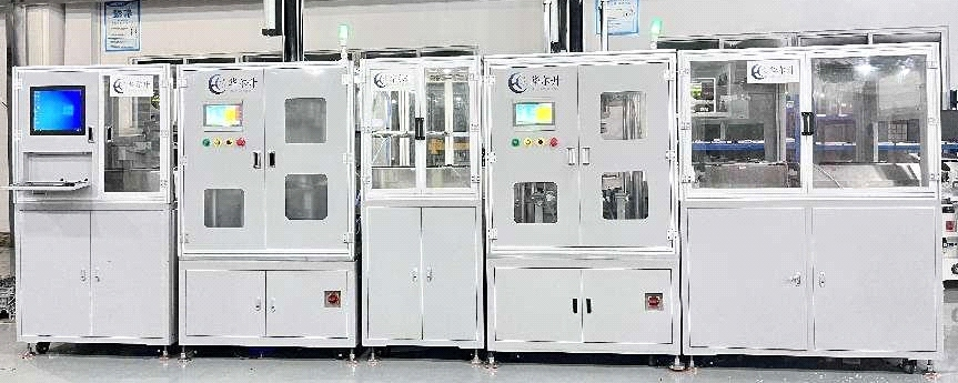 Helium detection system for semiconductor industry