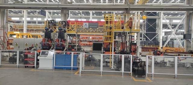 CNC PUNCHING LINE FOR WEB AND FLANGES OF AUTOMOBILE U BEAM WITH 5/4/3 PUNCHING UNITS