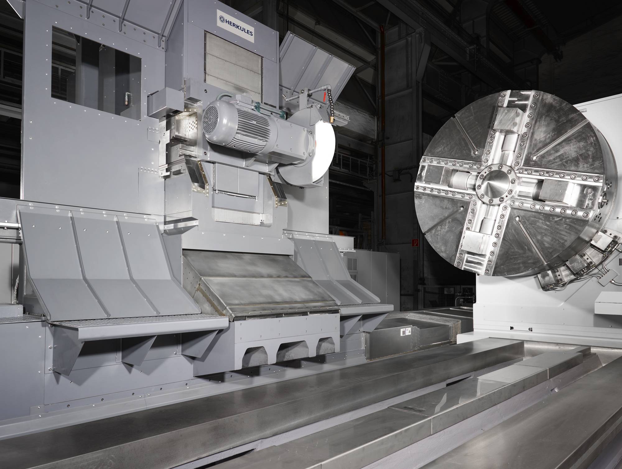 NWD - heavy duty lathe