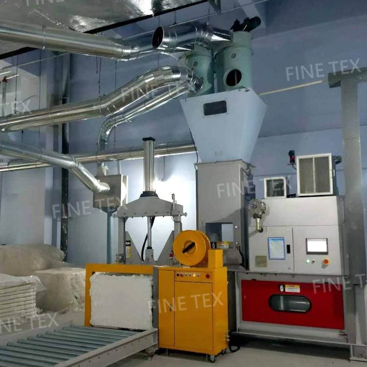 Automatic horizontal fiber baler