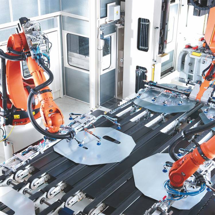 Servo punching line