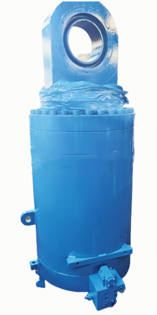 Hydraulic cylinders for heavy metallurgical equipment