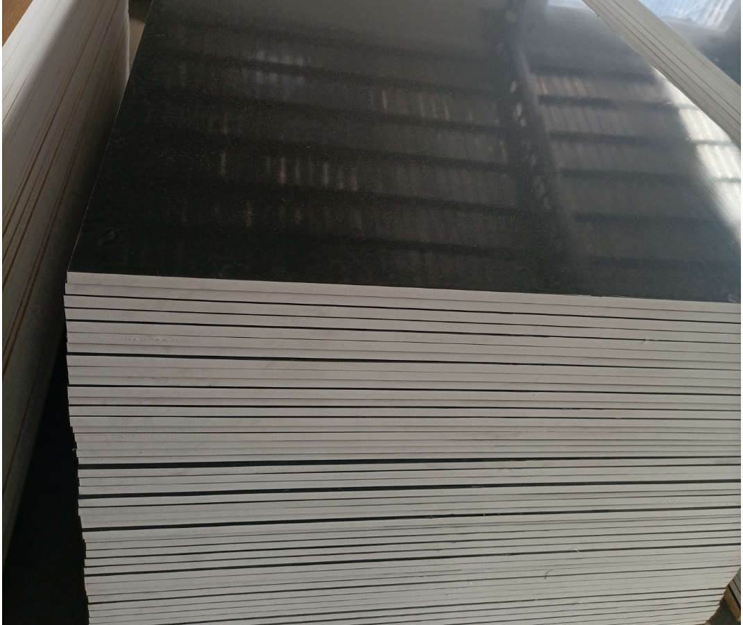 Laminated PVC Foam Board